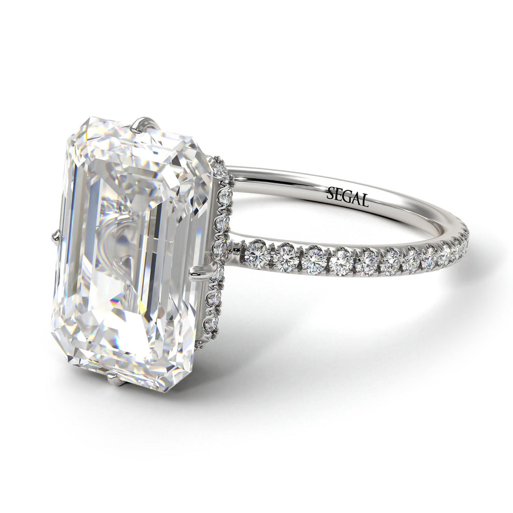 Custom Engagement Rings in Los Angeles: Showroom or Online