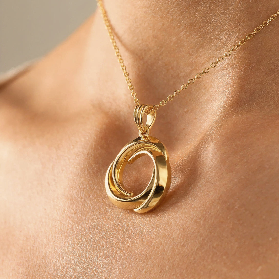 Stunning Three-Round Intertwined Necklace - Angela No. 1