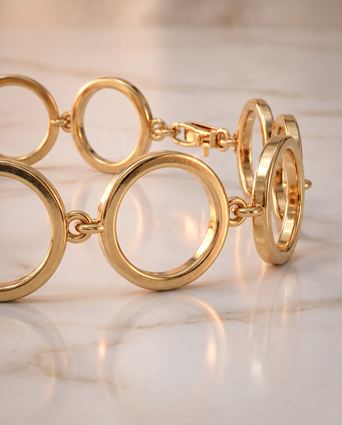 Round Gold Bracelet - Louisa No. 1