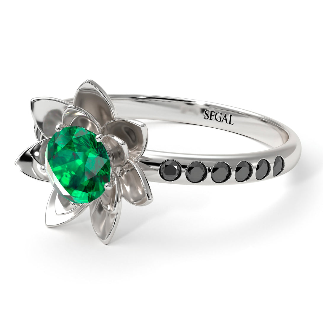 Lotus Flower Emerald ring - Lotus no. 24