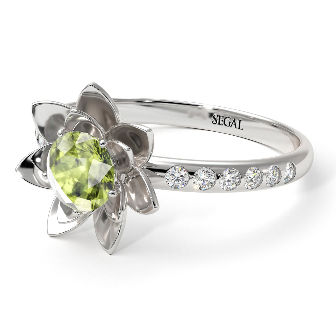 Lotus Flower Peridot ring - Lotus no. 703