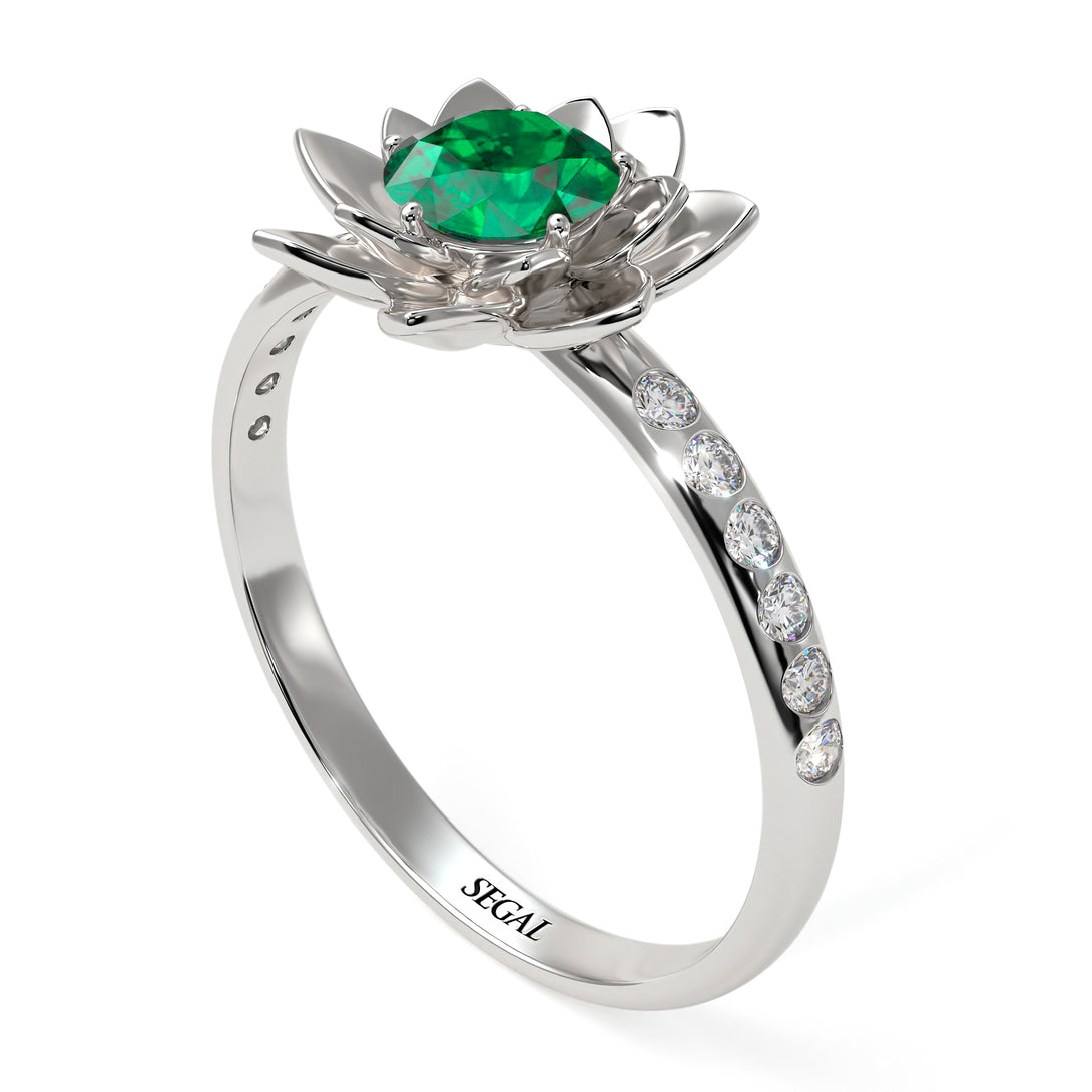 Lotus Flower Emerald ring - Lotus no. 21