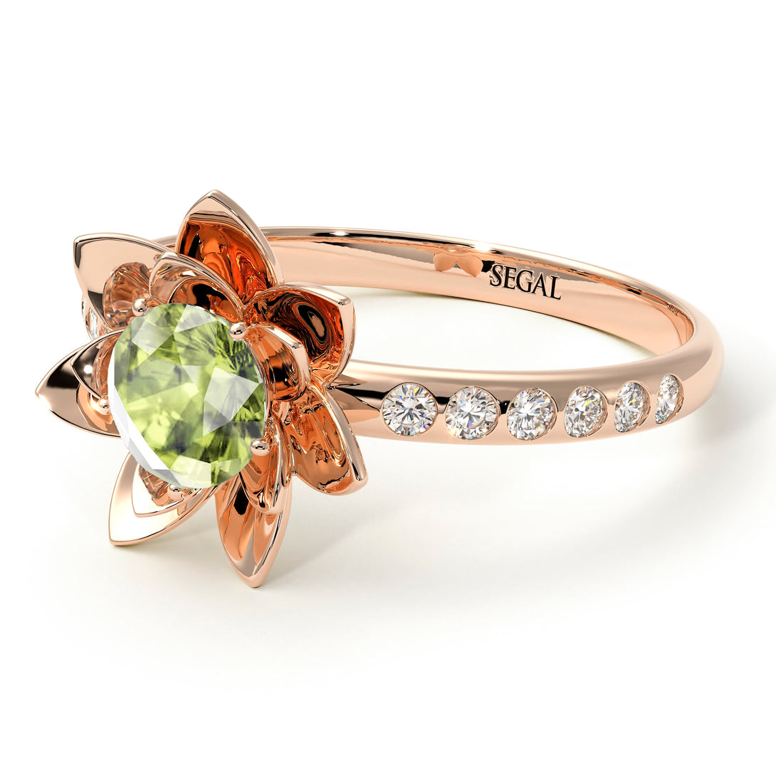 Lotus Flower Peridot ring - Lotus no. 702