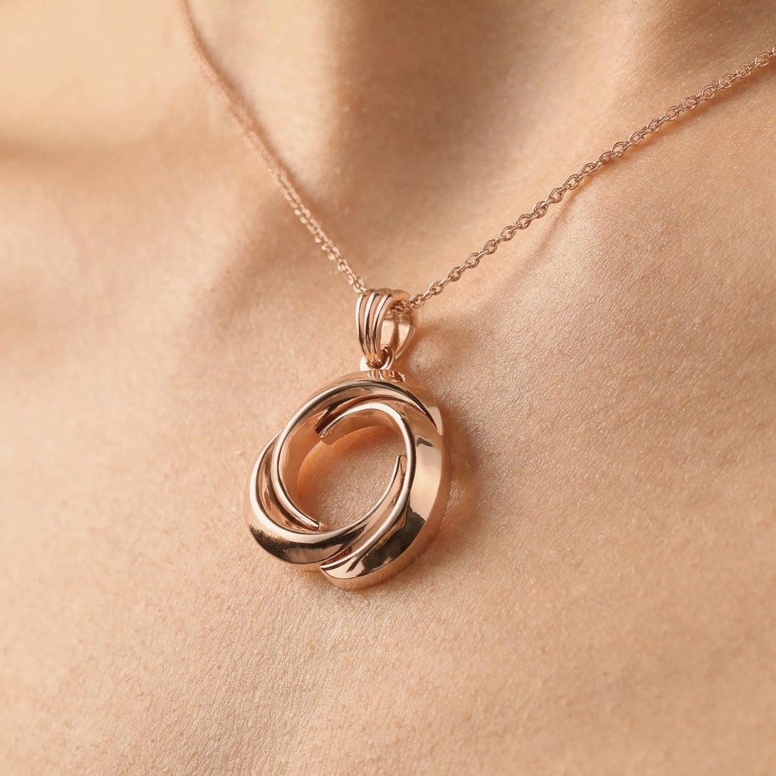 Stunning Three-Round Intertwined Necklace - Angela No. 2