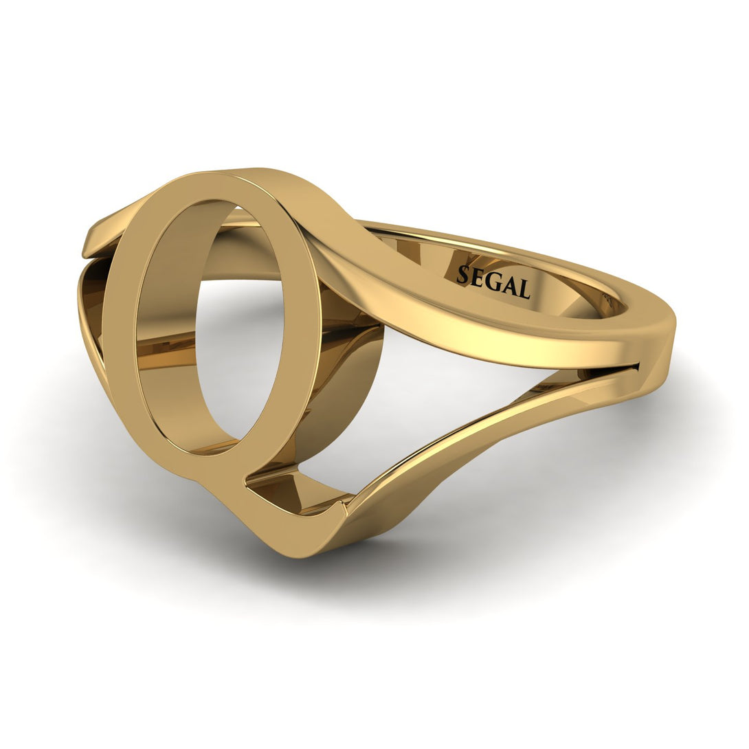 Gold Initial Q Ring