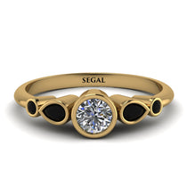 bezel_symmetrical_diamond_Ring_2.jpg