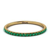 Complete_Emerald_Eternity_Band_2.jpg