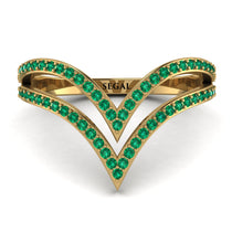 Double_V_Emerald_Ring_2.jpg