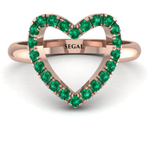 Emerald_heart_ring_2.jpg