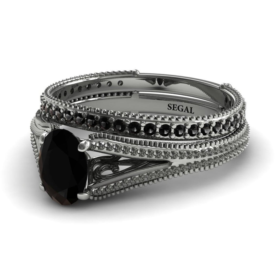 The Royal Queen Oval Bridal Set Diamond Ring- Eva no. 30 Azooz's order