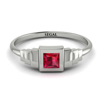 Geometric_princess_cut_Ruby_ring_2.jpg
