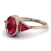 Geometrical_bezel_Ruby_Ring_3.jpg