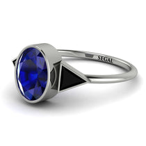 Geometrical_bezel_Sapphire_Ring_3.jpg