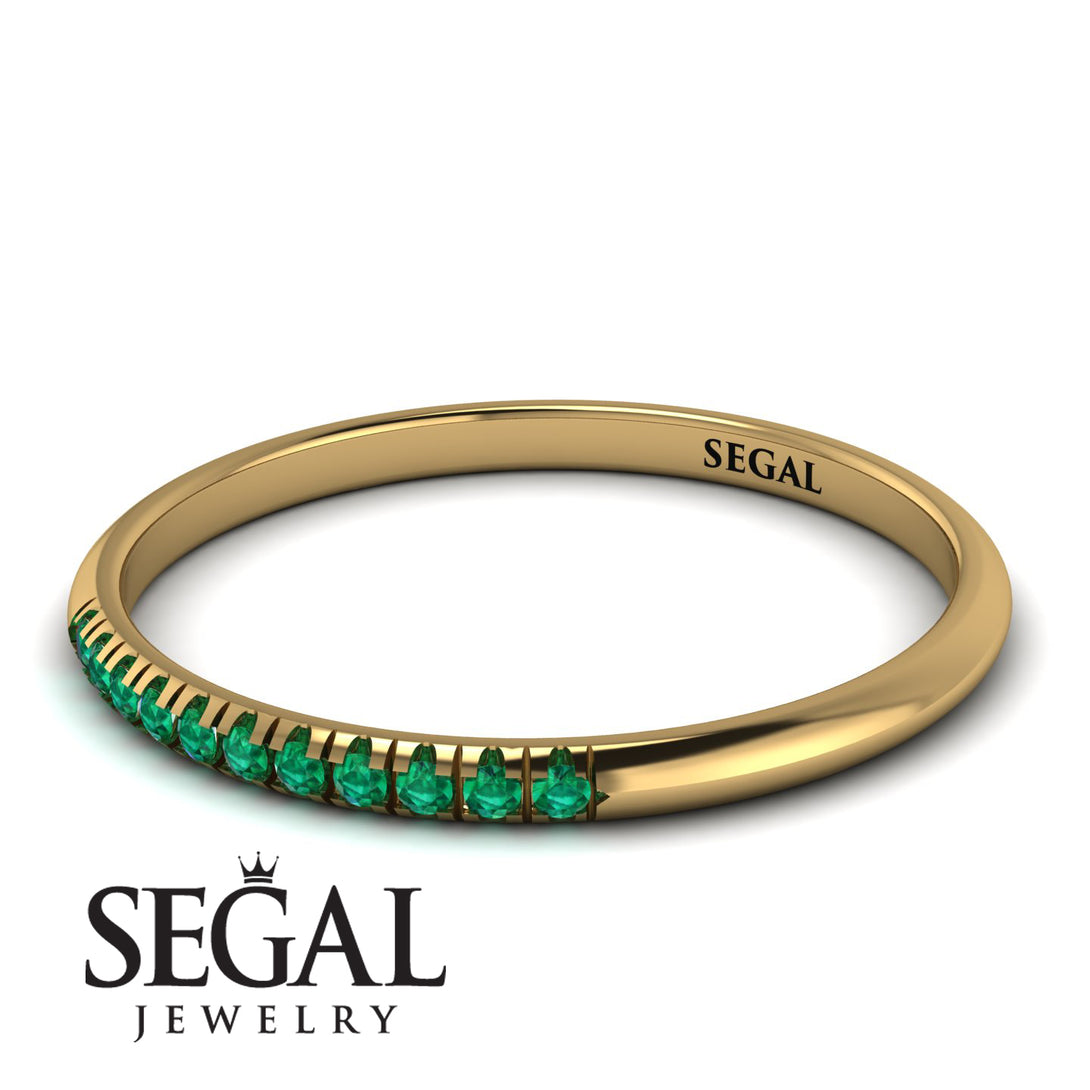 Half Eternity Band With Emerald - Ayla No. 4