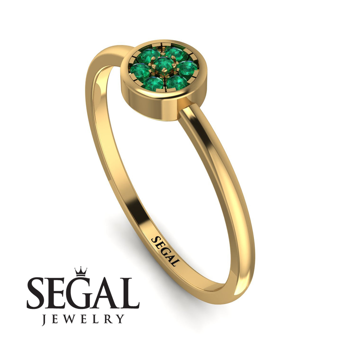 Minimalist Round Emerald Ring - Mckenna No. 4