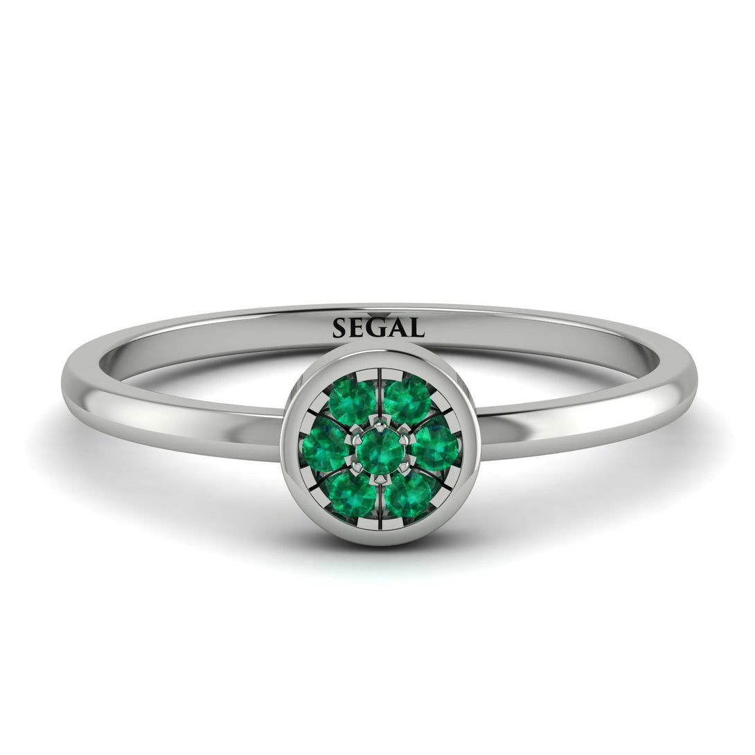 Minimalist Round Emerald Ring - Mckenna No. 6