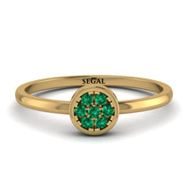 Minimalist_Round_Emerald_Ring_2.jpg