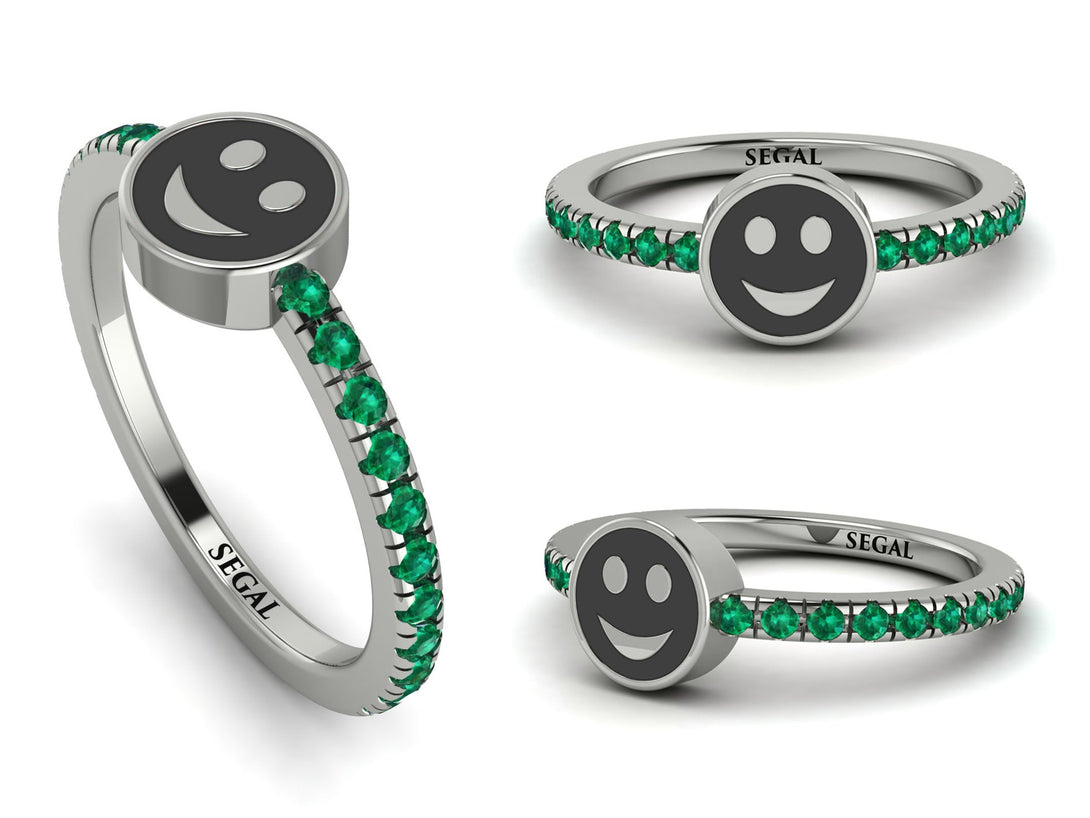 Elegant Enamel Smile Emerald Ring - Smile No. 6