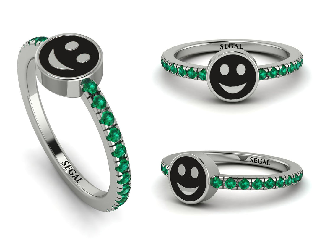 Elegant Enamel Smile Emerald Ring - Smile No. 6