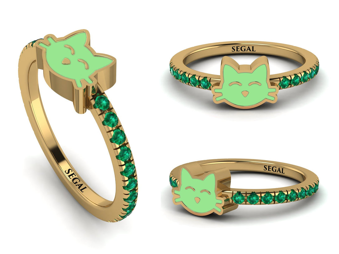 Elegant Enamel Cat Emerald Ring - Cat No. 4