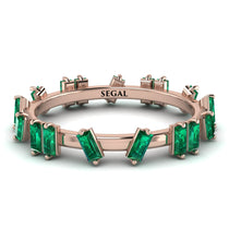 baguette_Emerald_eternity_band_2.jpg