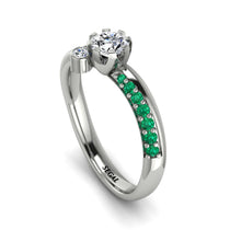 delicate_diamond_engagement_ring1.jpg