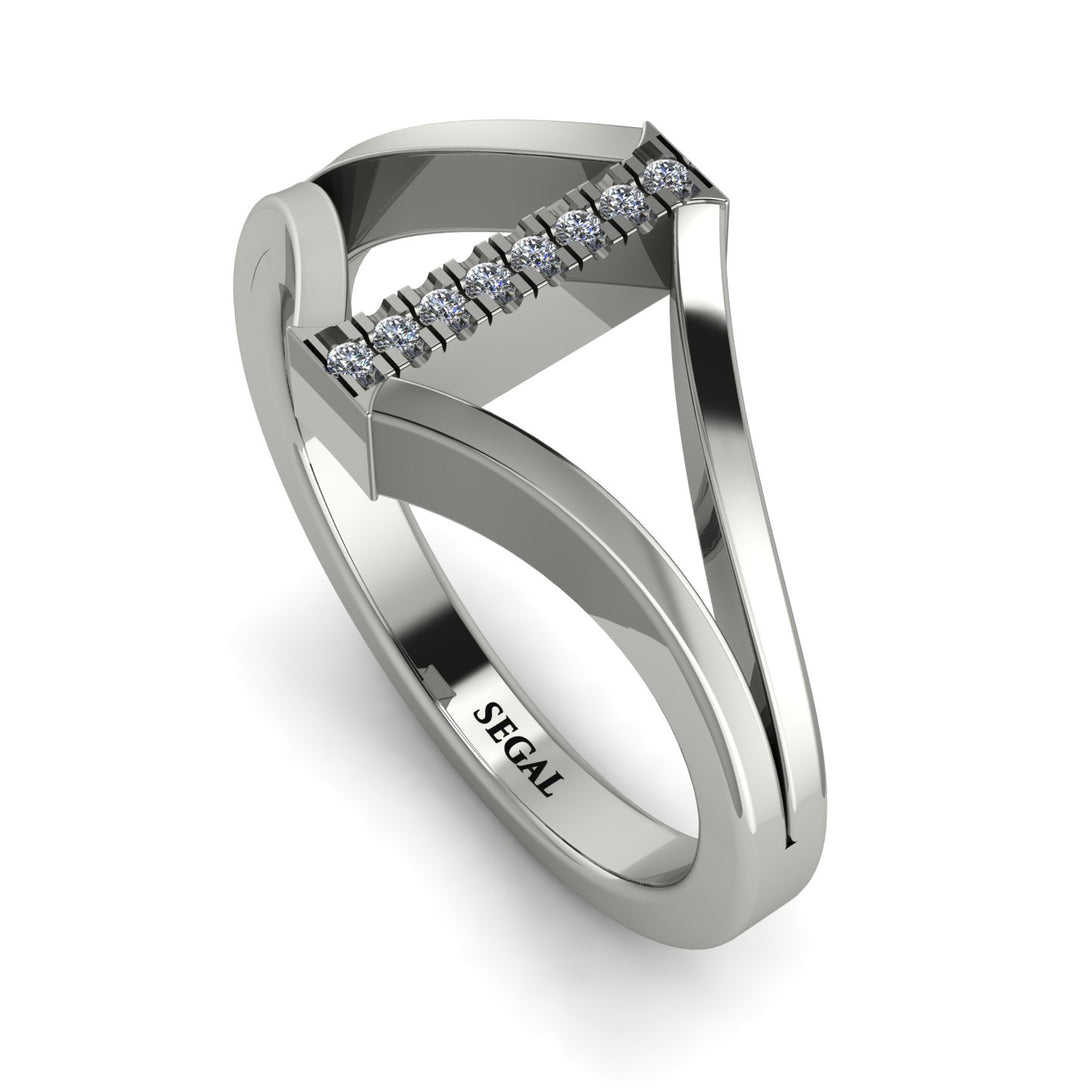 White Diamond Initial I Ring