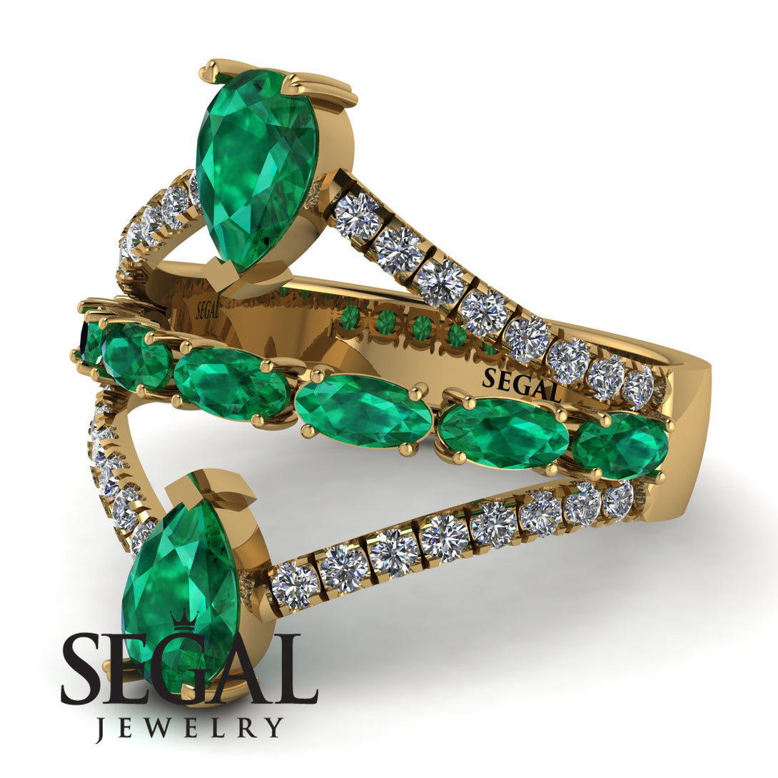 Symmetrical Twist Shank Pear Emerald Ring - Eliza No. 4