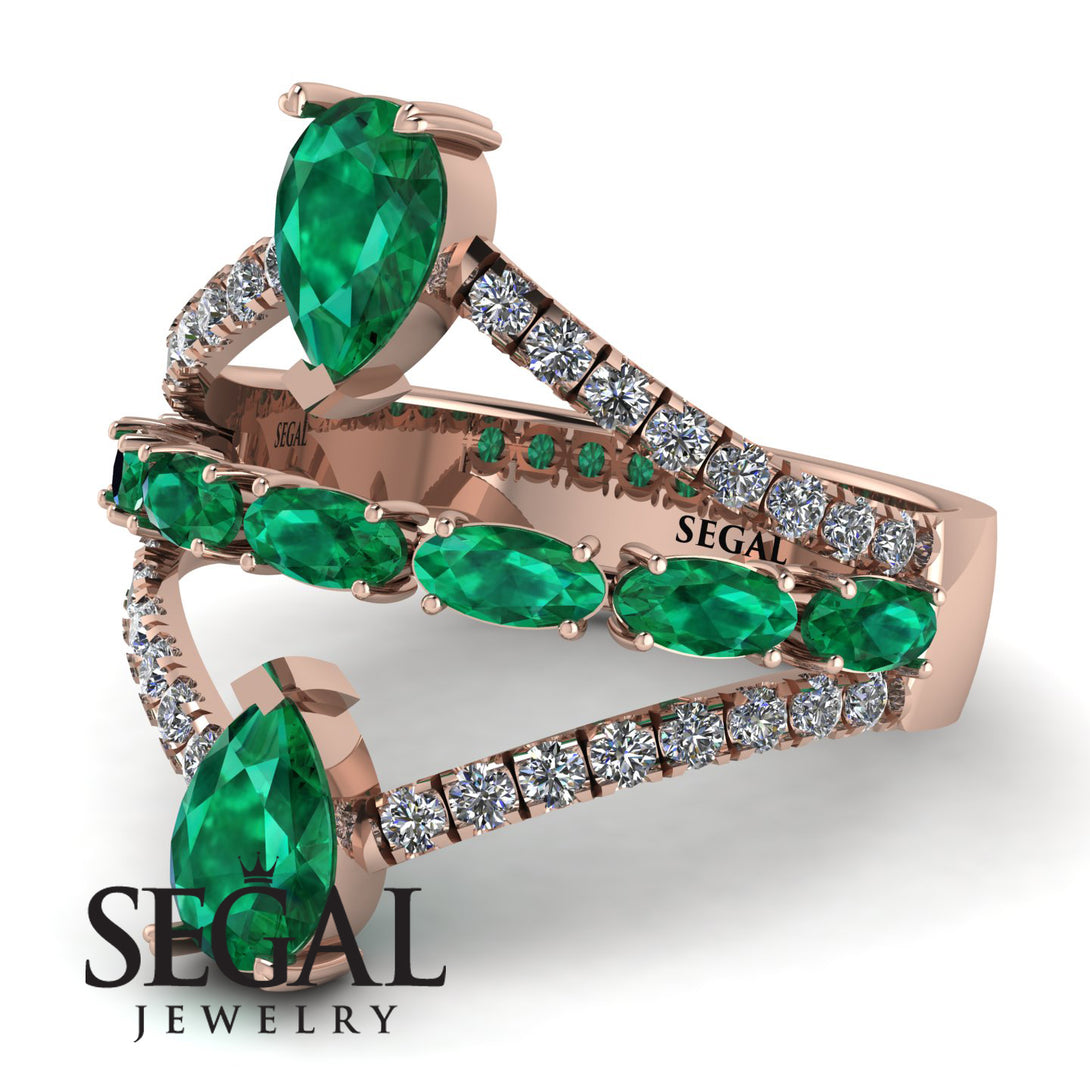 Symmetrical Twist Shank Pear Emerald Ring - Eliza No. 5